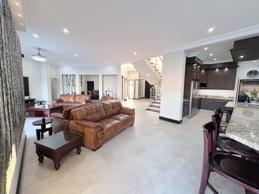 5 Bedroom Property for Sale in Marina Martinique Eastern Cape